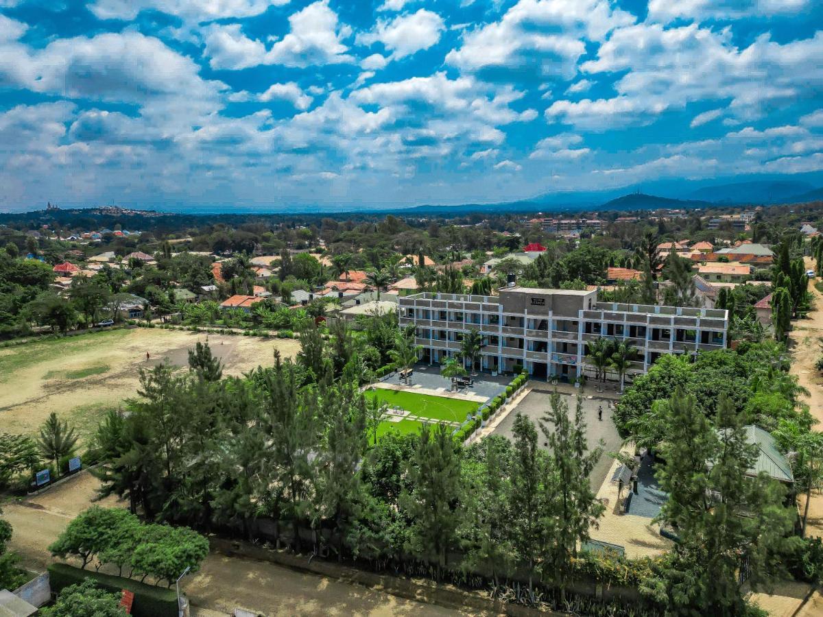 Отель Njiro Legacy Аруша Экстерьер фото